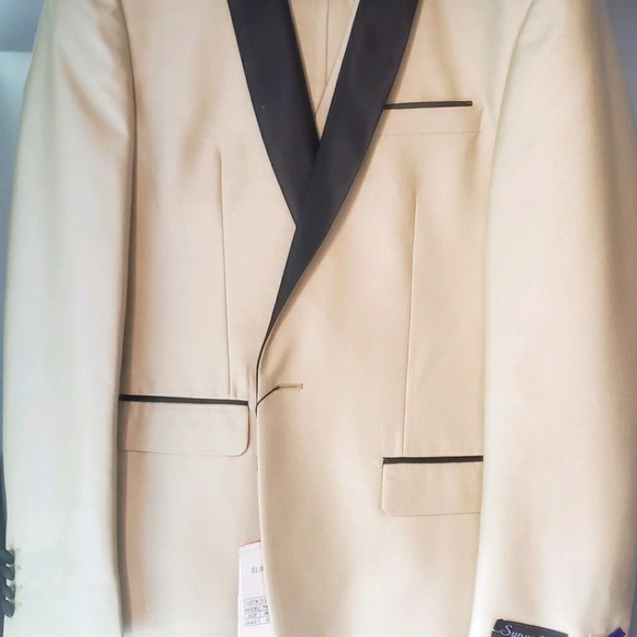 Suit